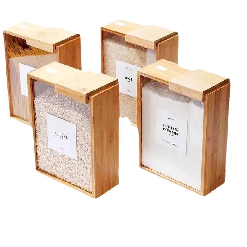 Várias caixas de bambu com arroz e cereais